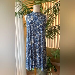 Navy and White Floral Sleeveless Dress